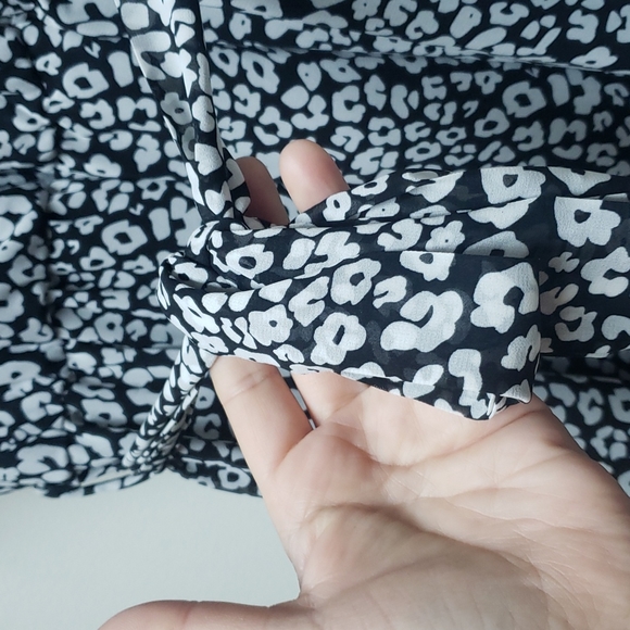 ❤HOST PICK❤NEW! Floral Wrap V neck Hem Aline Bohemian Dress - Picture 10 of 11